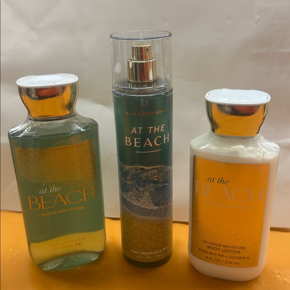 Bath & Body Works At The Beach Set - Green and White